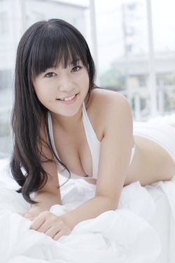 美女熱舞